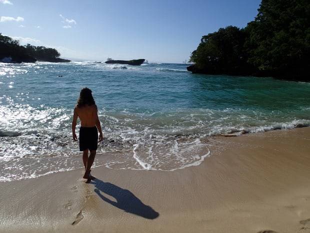 Playa Grande is an 11km ride from Rio San Juan. For a closer and quieter beach, check out playa Caleton. A 20 minute walk (or 5 minute ride) from Bahia Blanca in Rio San Juan.